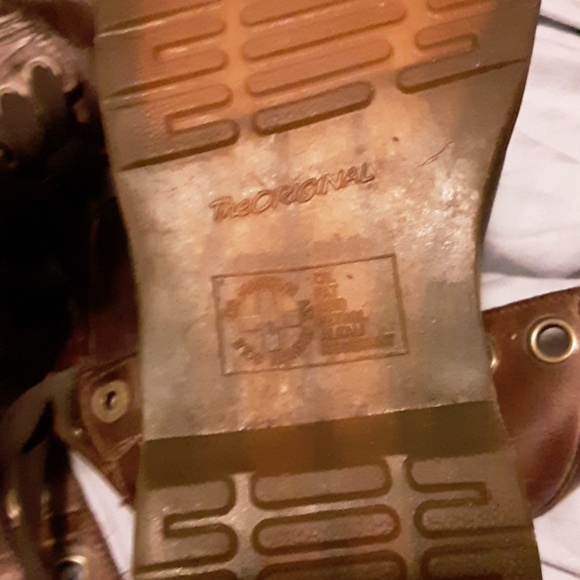 Well loved doc martens dark brown and floral - Picture 4 of 4